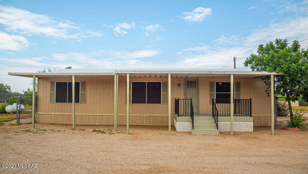 10760 West Mars Road Tucson, AZ 85743 - Photo 3 of 18 Gallery Image 3