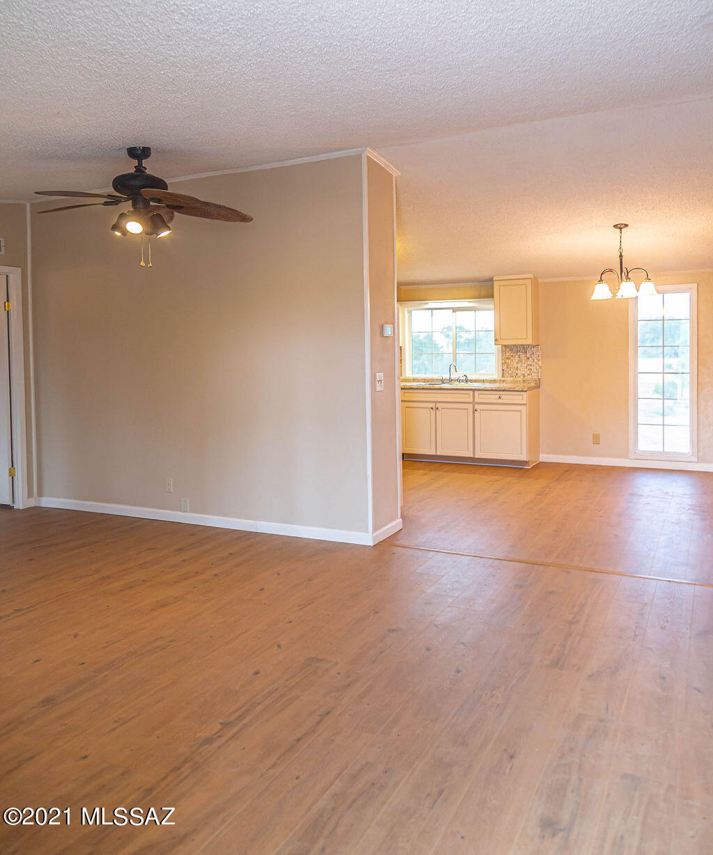 10760 West Mars Road Tucson, AZ 85743 - Photo 5 of 18 Gallery Image 5