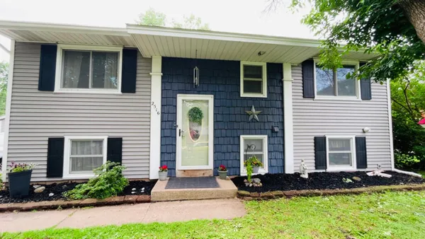 $329,999 | 2516 103rd Avenue Northwest, Coon Rapids, MN 55433