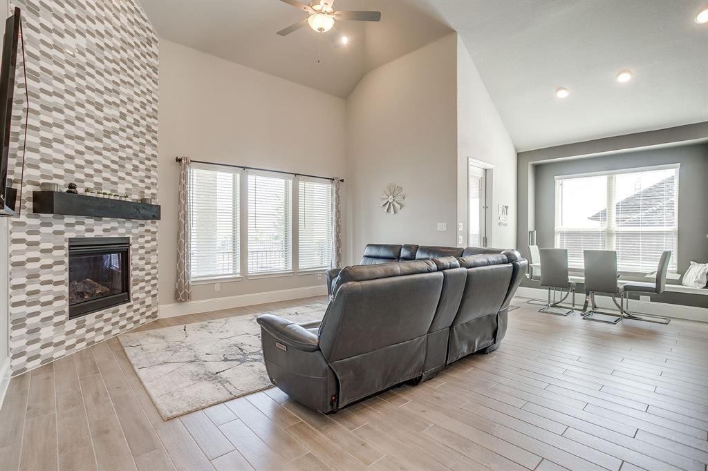 5637 Pope Creek Road Fort Worth, TX 76126 - Photo 11 of 40 So Much Room!