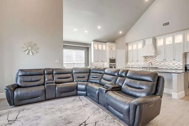 $650,000 | 5637 Pope Creek Road, Fort Worth, TX 76126