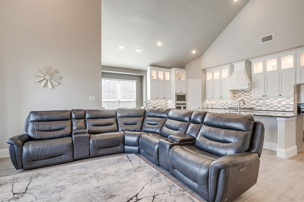 5637 Pope Creek Road Fort Worth, TX 76126 - Photo 12 of 40