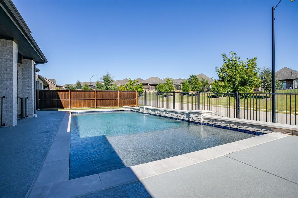 5637 Pope Creek Road Fort Worth, TX 76126 - Photo 34 of 40 Sun Deck