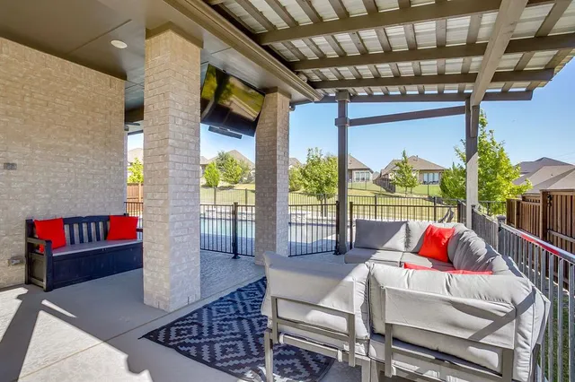 $650,000 | 5637 Pope Creek Road, Fort Worth, TX 76126