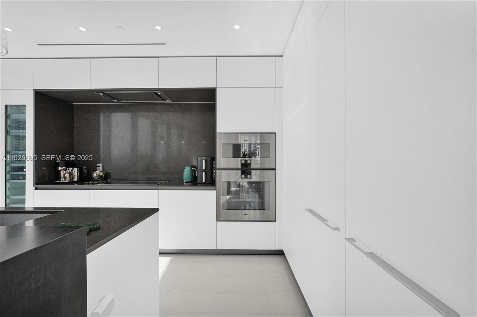 300 Biscayne Blvd Way, Unit 301E Miami, FL 33131 - Photo 20 of 57