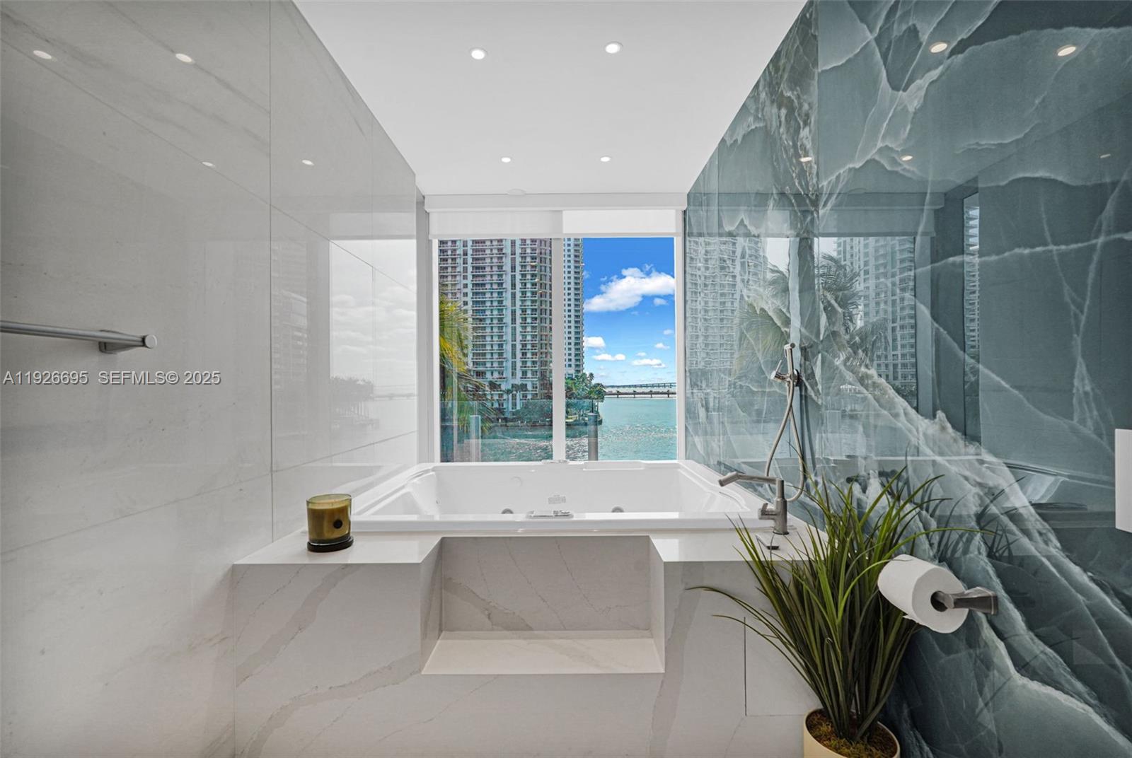 300 Biscayne Blvd Way, Unit 301E Miami, FL 33131 - Photo 32 of 57