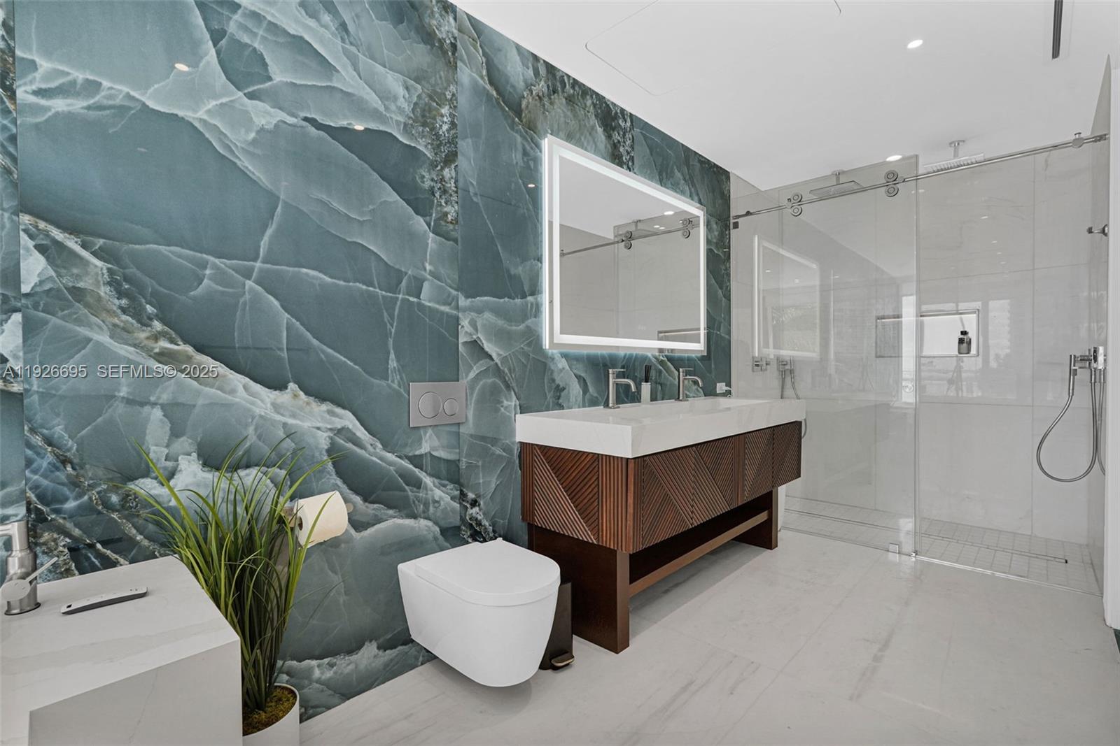 300 Biscayne Blvd Way, Unit 301E Miami, FL 33131 - Photo 33 of 57