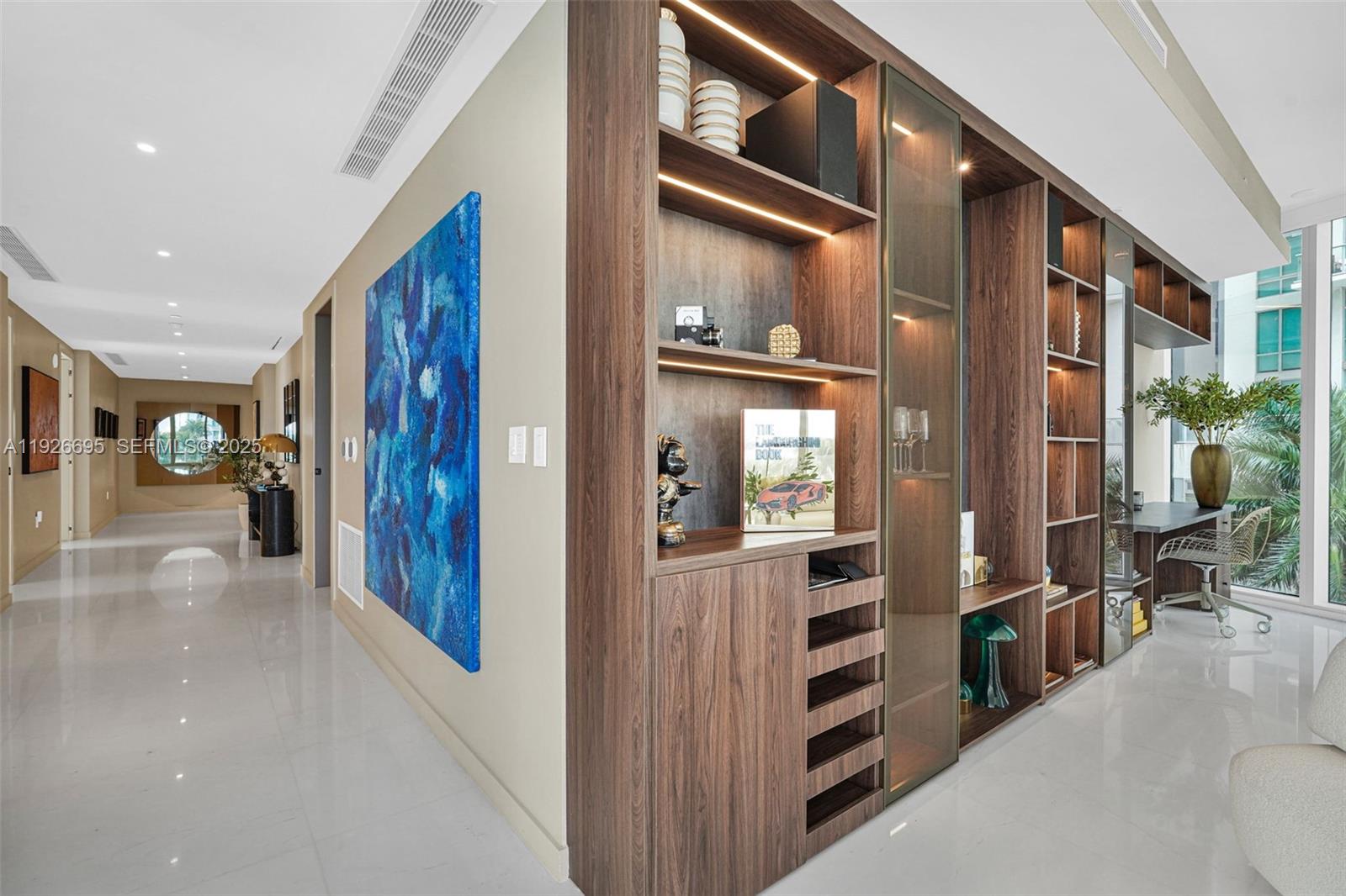 300 Biscayne Blvd Way, Unit 301E Miami, FL 33131 - Photo 7 of 57