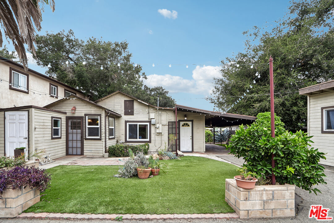2717 Los Robles Road Thousand Oaks, CA 91362 - Photo 1 of 33
