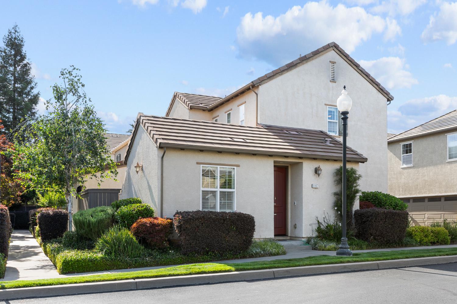 6107 RolkingHam Lane Orangevale, CA 95662 - Photo 2 of 35