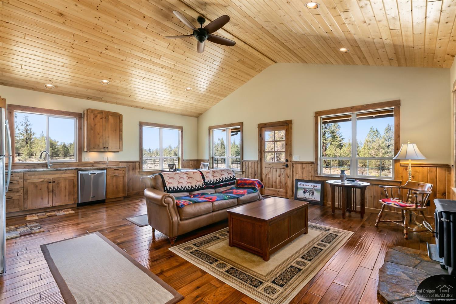 16680 Jordan Road Sisters, OR 97759 - Photo 12 of 25 Additional Photo