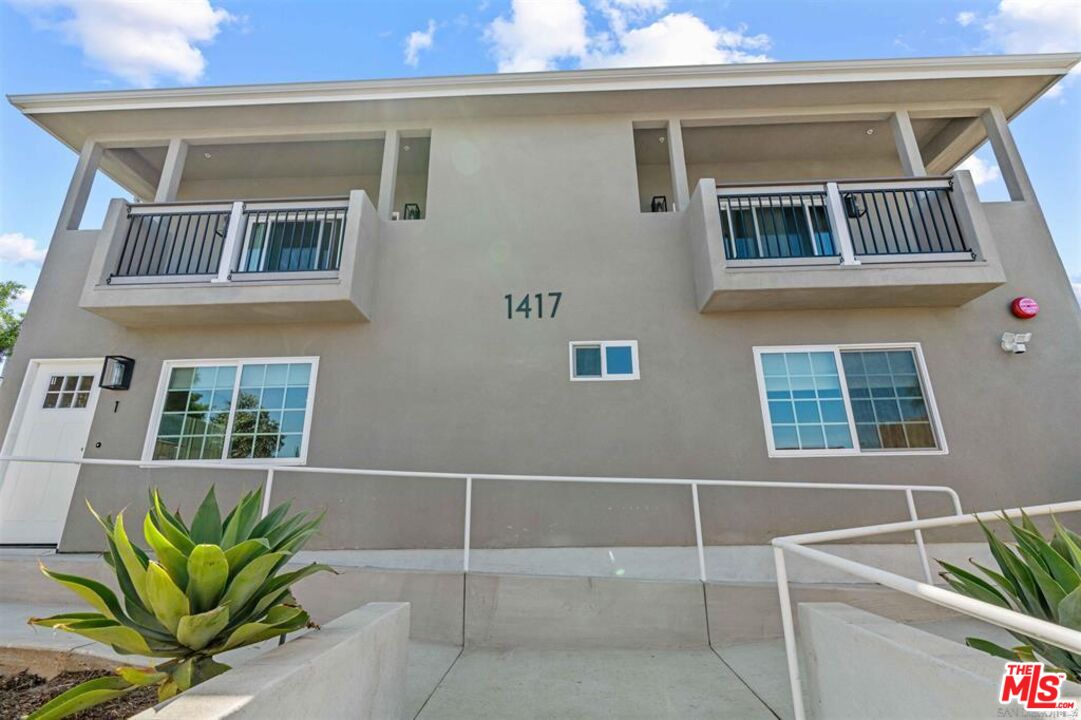 1417 Lemon Street Oceanside, CA 92058 - Photo 3 of 29