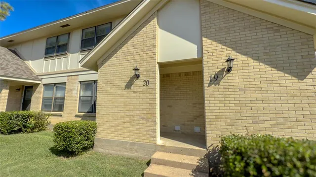 $1,250 | 1905 West Morton Street, Unit 20, Denison, TX 75020