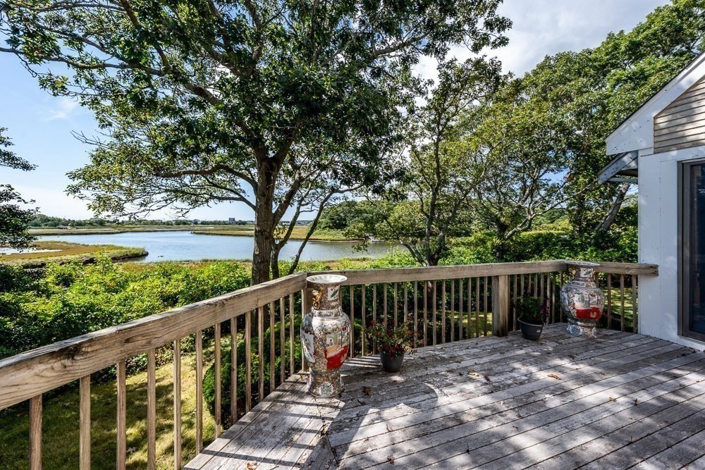498 Elliott Road Barnstable, MA 02632 - Photo 11 of 41