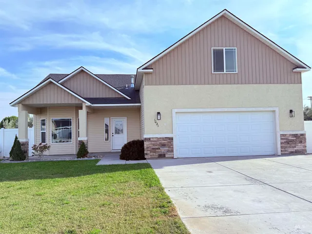 $399,900 | 1021 12th Street, Rupert, ID 83350