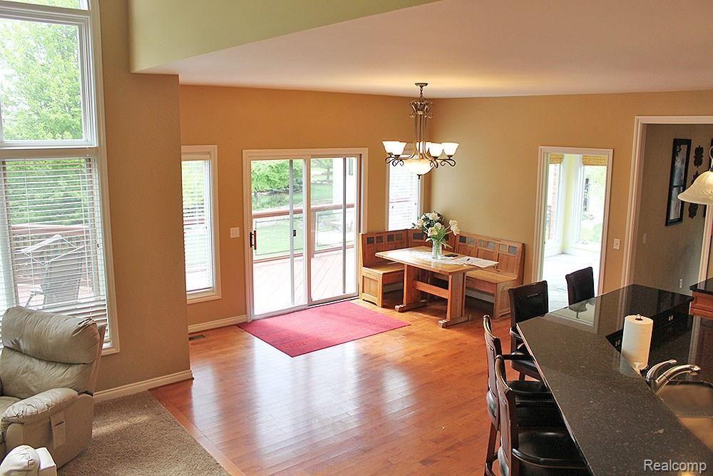 523 Springview Drive Rochester, MI 48307 - Photo 5 of 31 SpringviewKIT3, 523.jpg