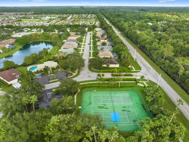 $2,500 | 3488 63rd Square, Vero Beach, FL 32966