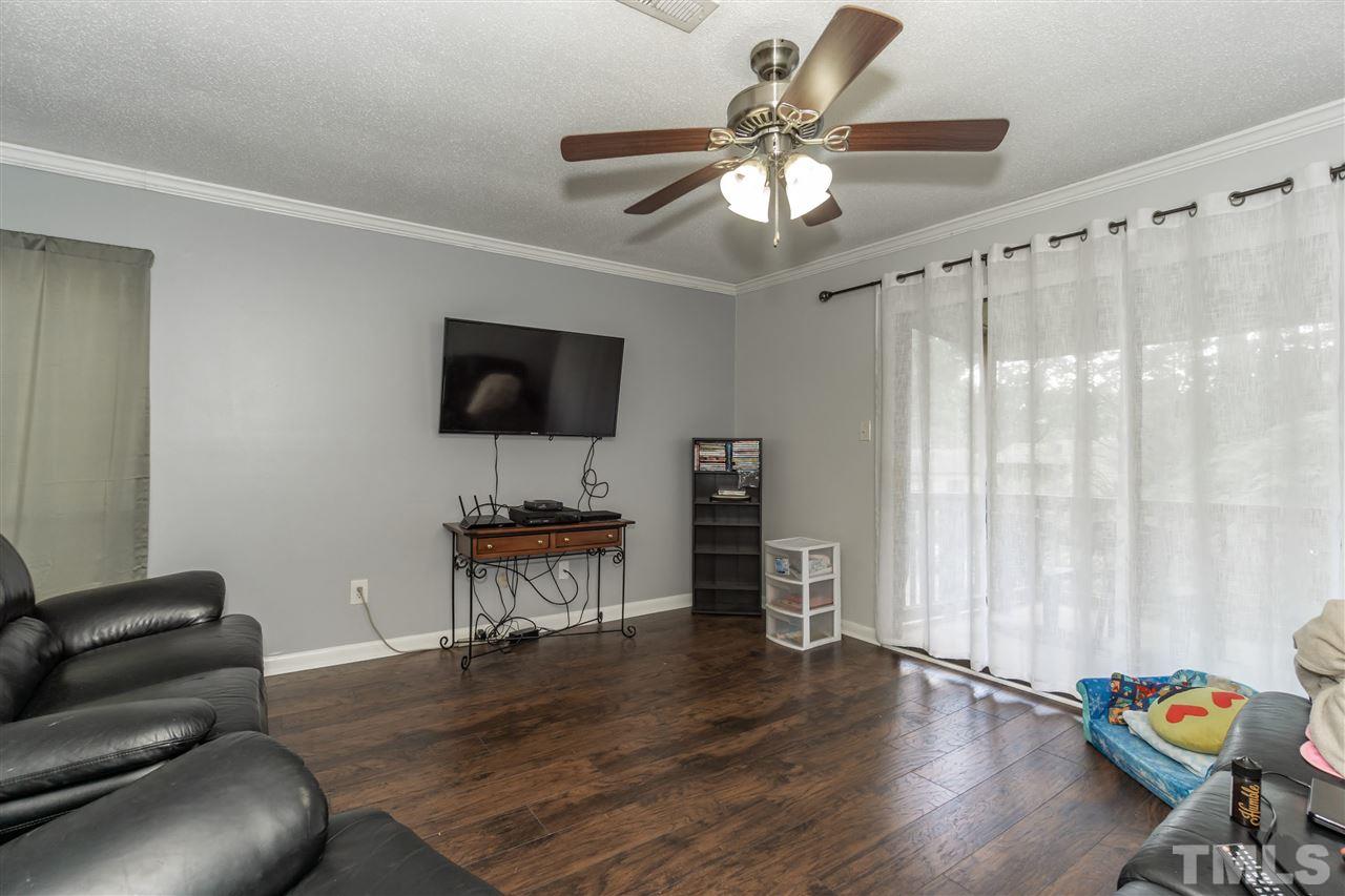 547 Pine Ridge Place, Unit 547 Raleigh, NC 27609 - Photo 5 of 27
