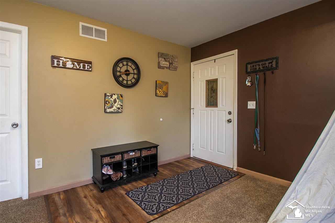 20323 Haggerty Road Belleville, MI 48111 - Photo 12 of 37