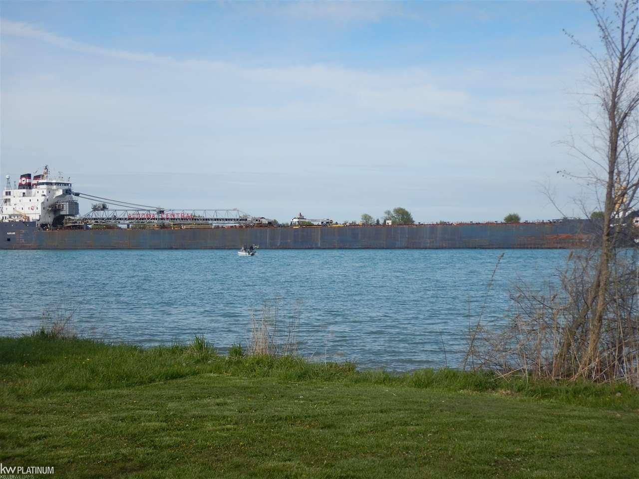 9378 River Road Algonac, MI 48001 - Photo 15 of 45 31319514-14.JPG