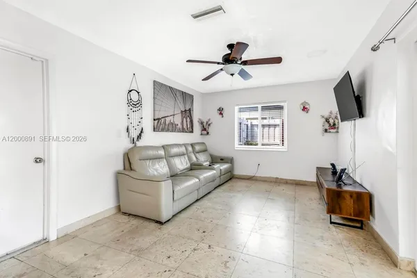 $625,000 | 1301 North 74th Terrace, Hollywood, FL 33024