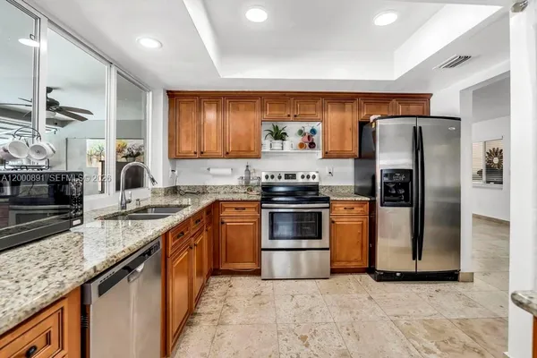 $625,000 | 1301 North 74th Terrace, Hollywood, FL 33024