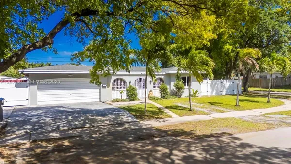 $625,000 | 1301 North 74th Terrace, Hollywood, FL 33024