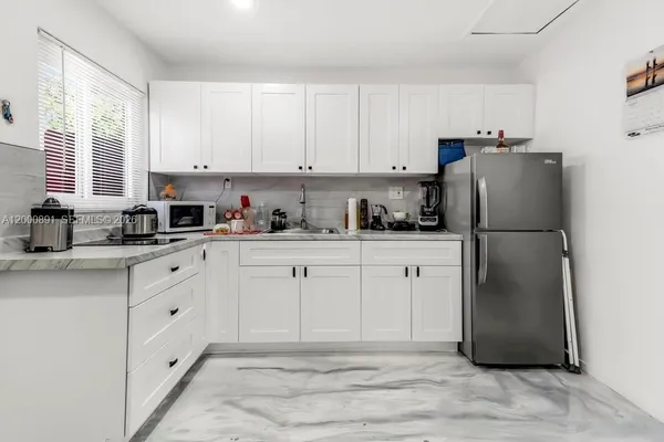 $625,000 | 1301 North 74th Terrace, Hollywood, FL 33024