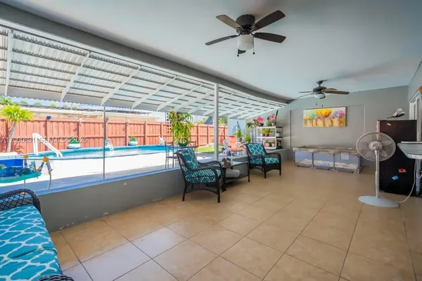 $625,000 | 1301 North 74th Terrace, Hollywood, FL 33024