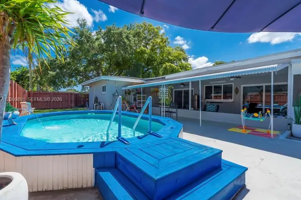 $625,000 | 1301 North 74th Terrace, Hollywood, FL 33024