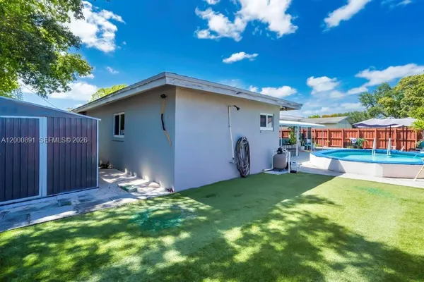 $625,000 | 1301 North 74th Terrace, Hollywood, FL 33024