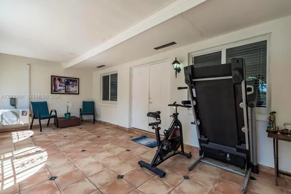 $625,000 | 1301 North 74th Terrace, Hollywood, FL 33024