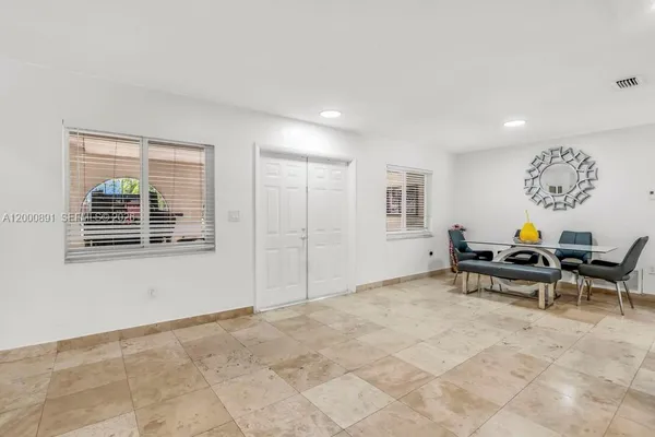 $625,000 | 1301 North 74th Terrace, Hollywood, FL 33024