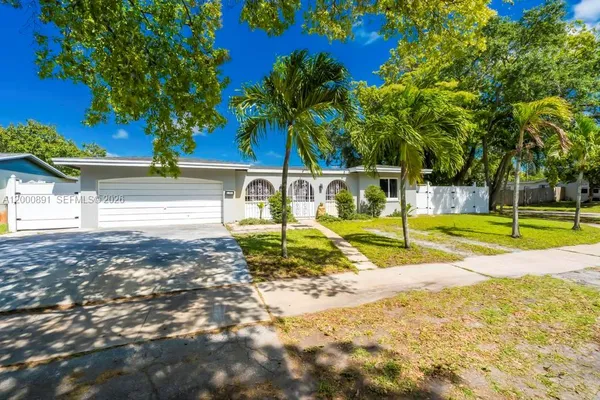 $625,000 | 1301 North 74th Terrace, Hollywood, FL 33024