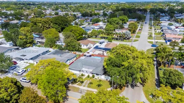 $625,000 | 1301 North 74th Terrace, Hollywood, FL 33024