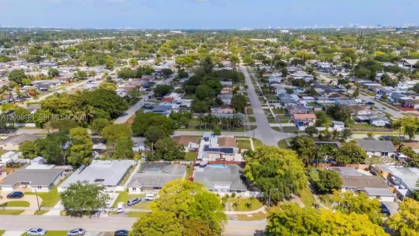 $625,000 | 1301 North 74th Terrace, Hollywood, FL 33024