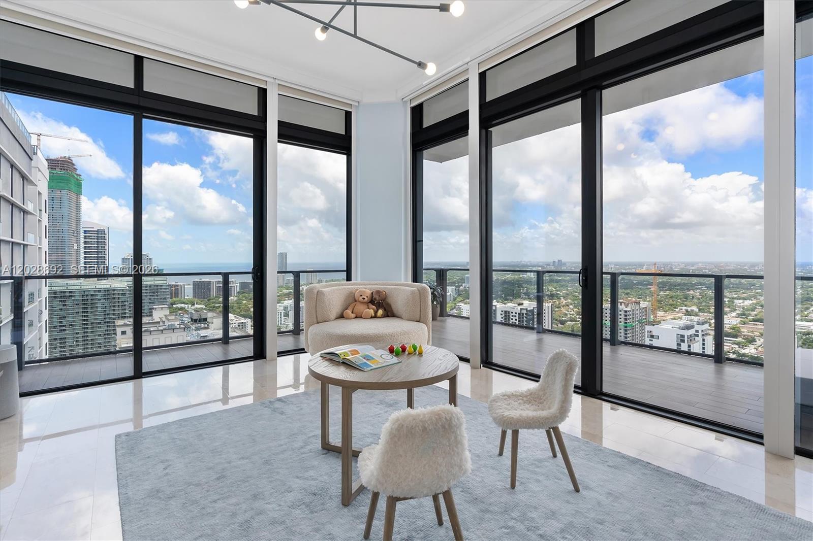 88 Southwest 7th Street, Unit 4001 Miami, FL 33130 - Photo 55 of 75