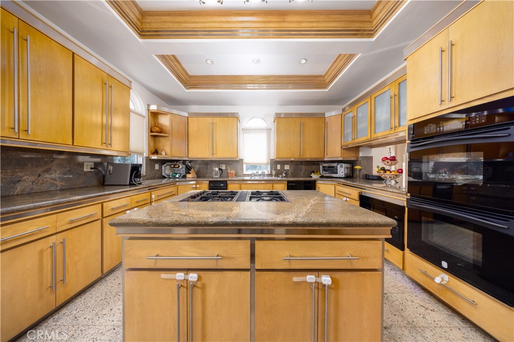 2557 Indian Creek Road Diamond Bar, CA 91765 - Photo 12 of 47