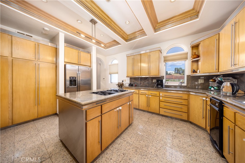2557 Indian Creek Road Diamond Bar, CA 91765 - Photo 13 of 47
