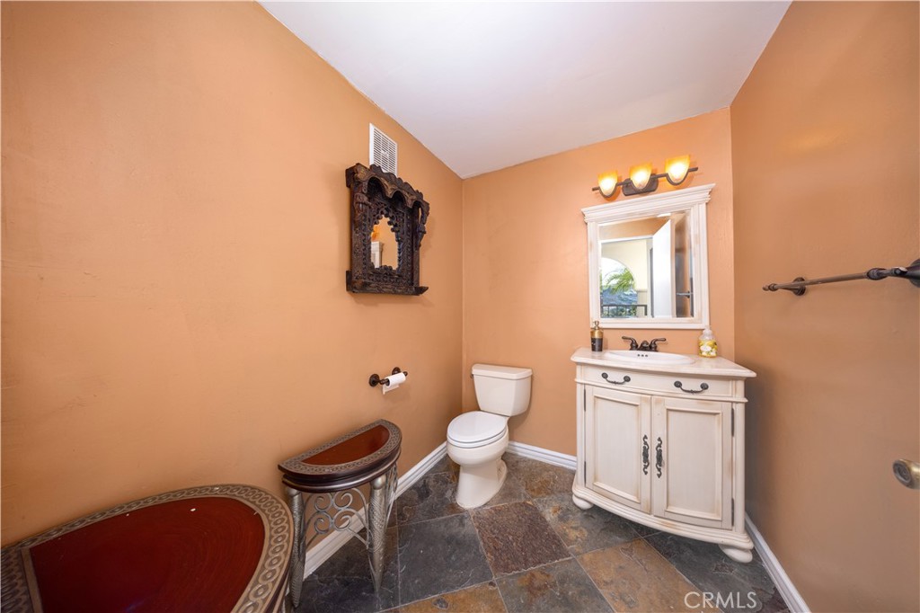 2557 Indian Creek Road Diamond Bar, CA 91765 - Photo 27 of 47