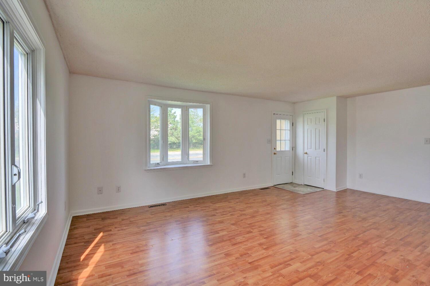 722 White Oak Road Dover, DE 19901 - Photo 6 of 43 Gallery Image 6
