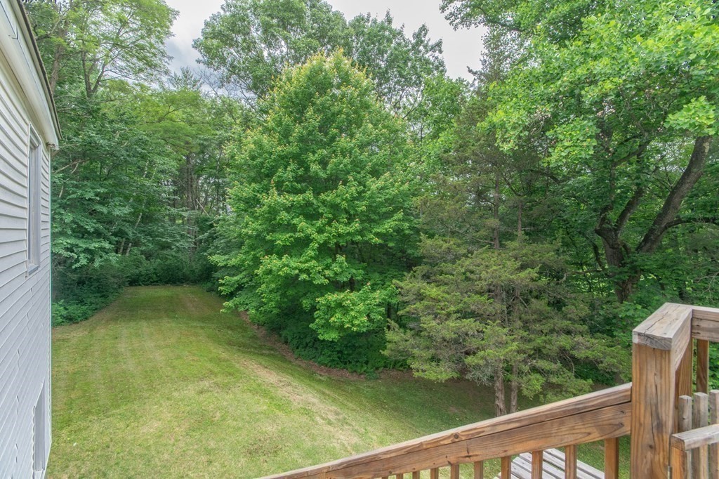 37 Mountain Road Holyoke, MA 01040 - Photo 37 of 39