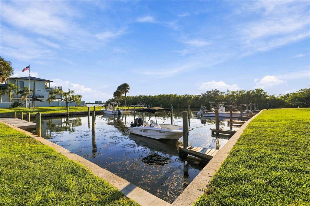 1613 Wharf Road Sarasota, FL 34231 - Photo 50 of 81 Gallery Image 50