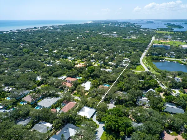 $11,500 | 3902 Sabal Palm Drive, Vero Beach, FL 32963