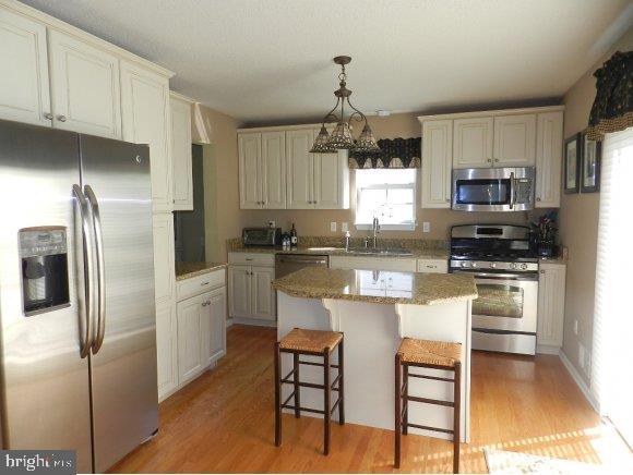 39 East Shenendoah Road Howell, NJ 07731 - Photo 8 of 14 Gallery Image 8