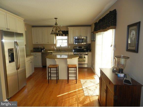 39 East Shenendoah Road Howell, NJ 07731 - Photo 9 of 14 Gallery Image 9