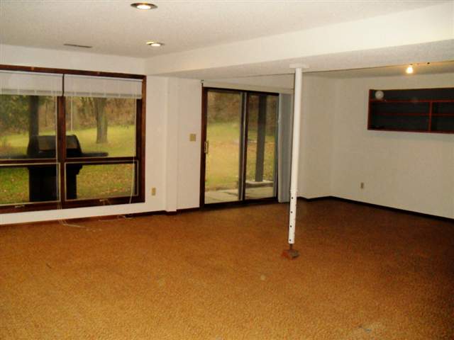 10183 Getz Road Mount Carroll, IL 61053 - Photo 6 of 10 Gallery Image 6