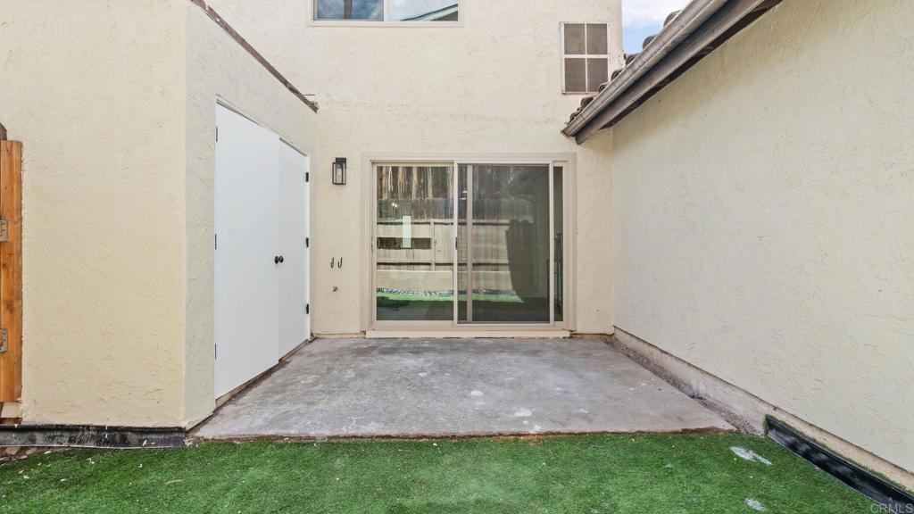 134 Espanas Escondido, CA 92026 - Photo 27 of 33 a view of outdoor space and yard