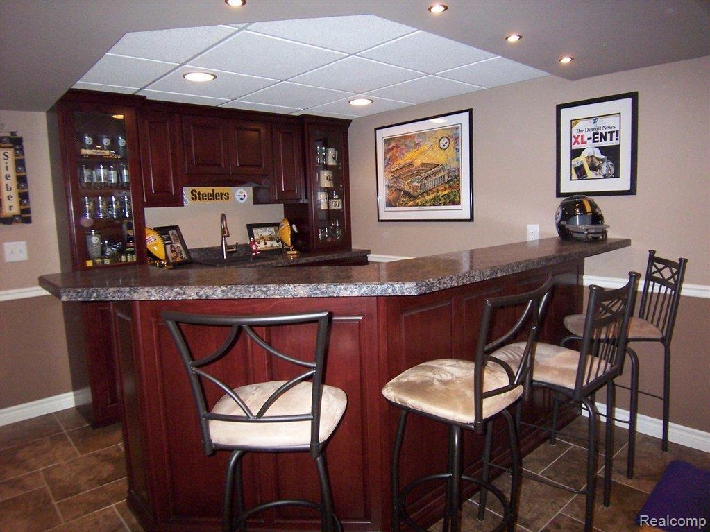 1961 Blue Grass Drive Rochester, MI 48306 - Photo 9 of 57 Wet Bar in Lower Level.jpg