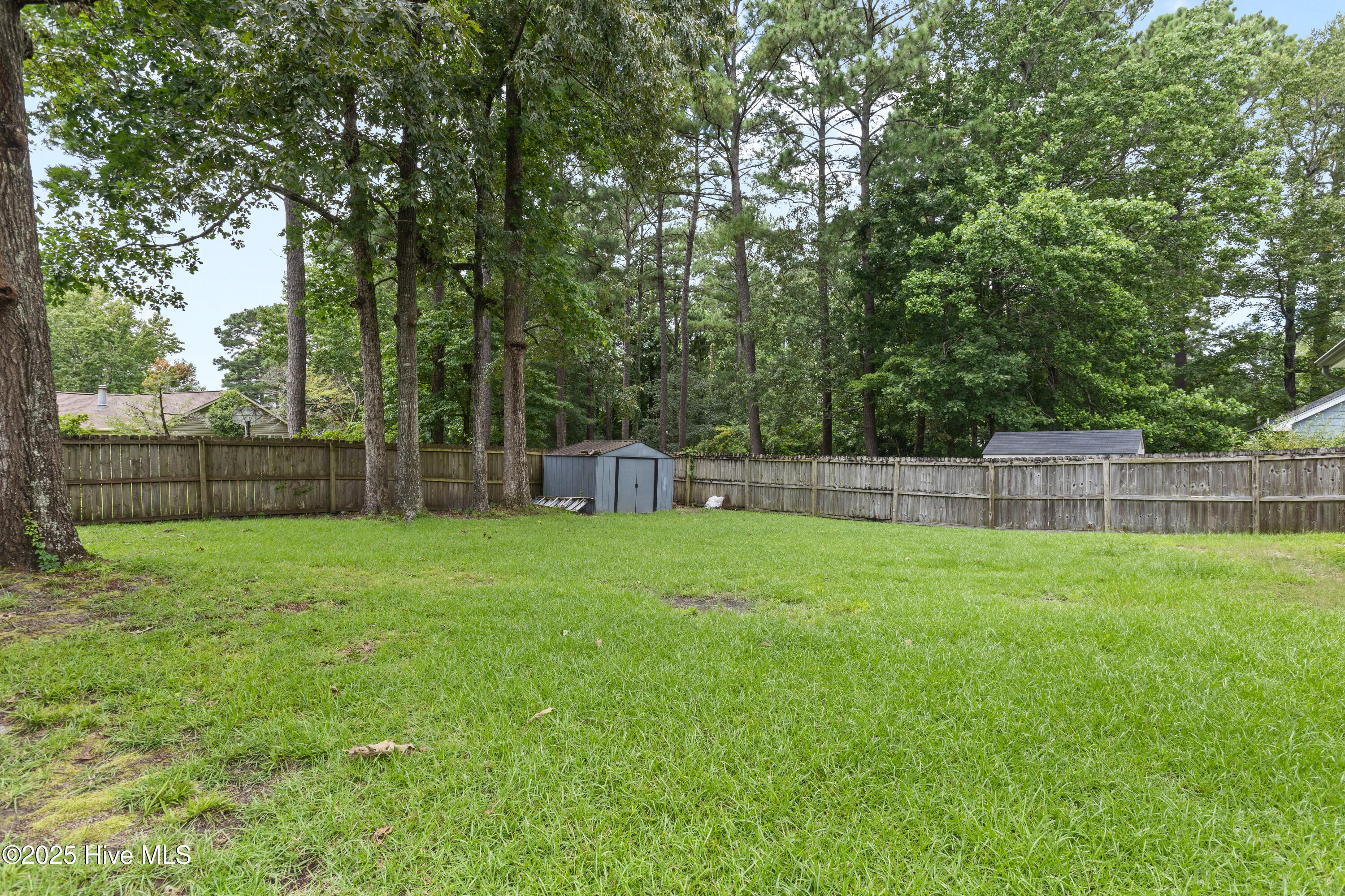 547 Shadowridge Road Jacksonville, NC 28546 - Photo 20 of 27 21-21